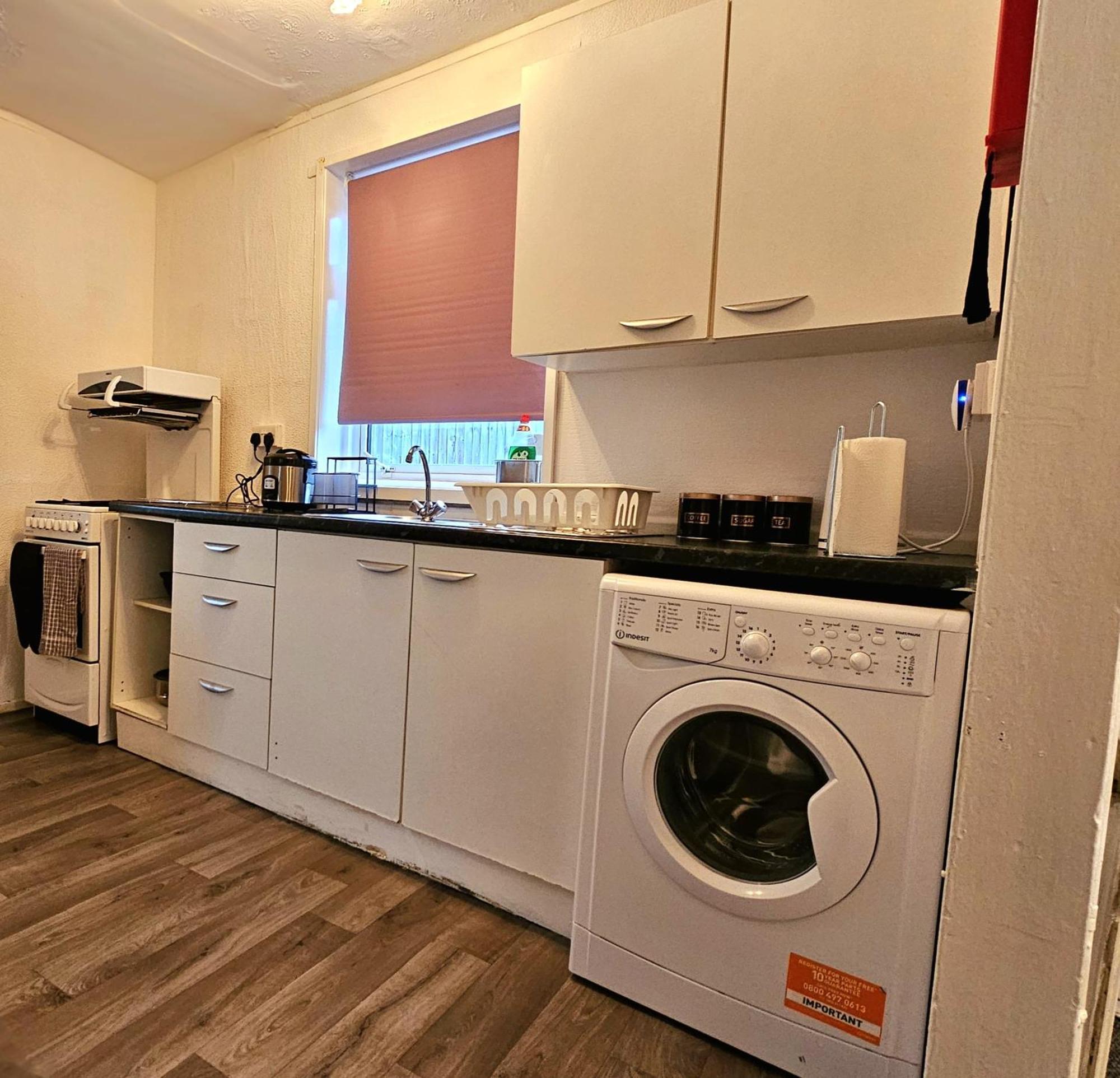 Cozyhome-3Br-5Guest#Netflix#Parking#Garden Nottingham Extérieur photo