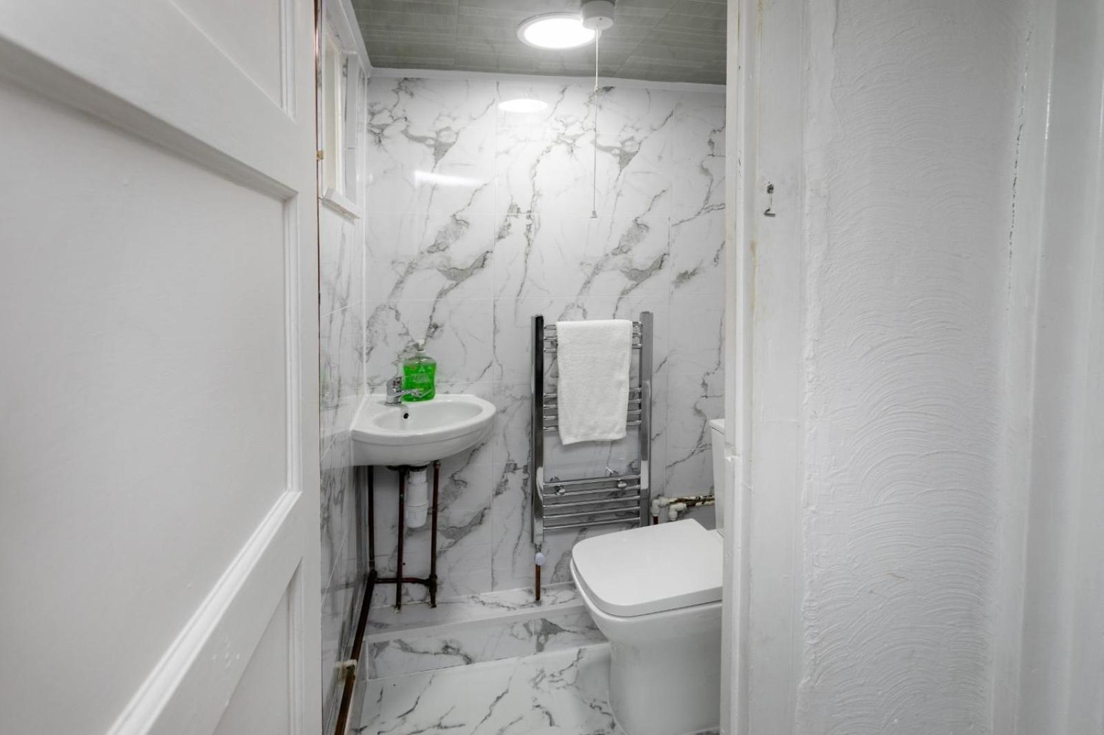 Cozyhome-3Br-5Guest#Netflix#Parking#Garden Nottingham Extérieur photo